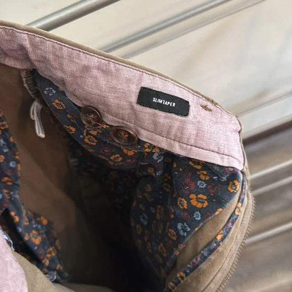 Bonobos Slim Taper Chino - 32x32” - Picture 4 of 4